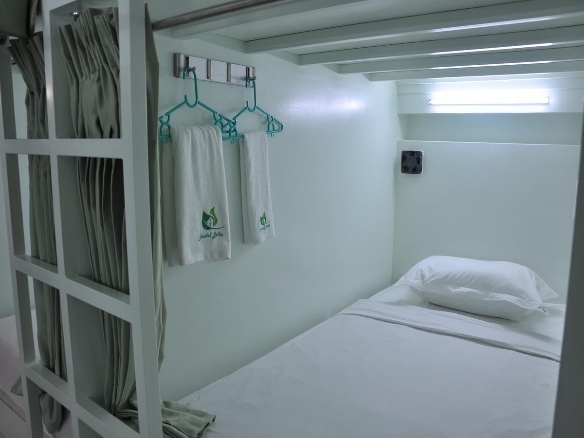 Hostel Latha Yangon Exteriör bild