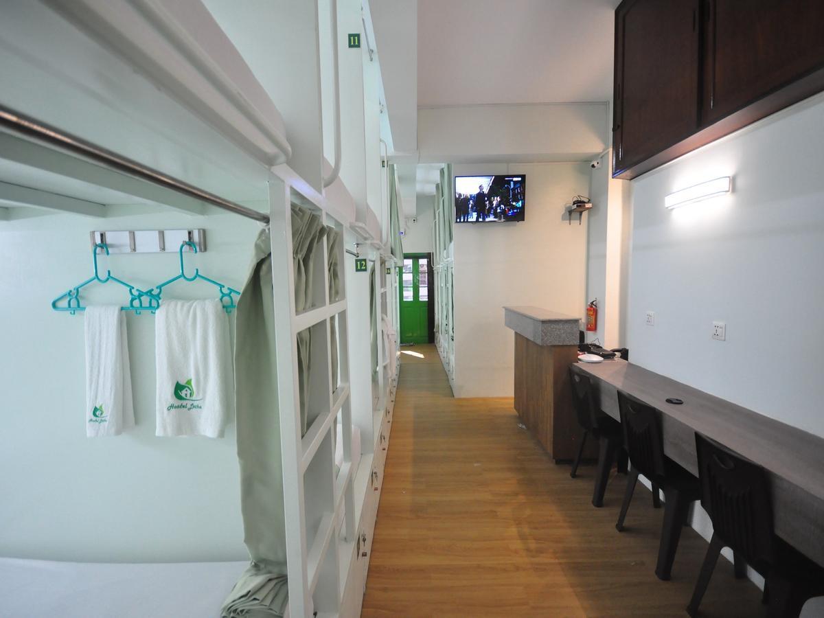 Hostel Latha Yangon Exteriör bild